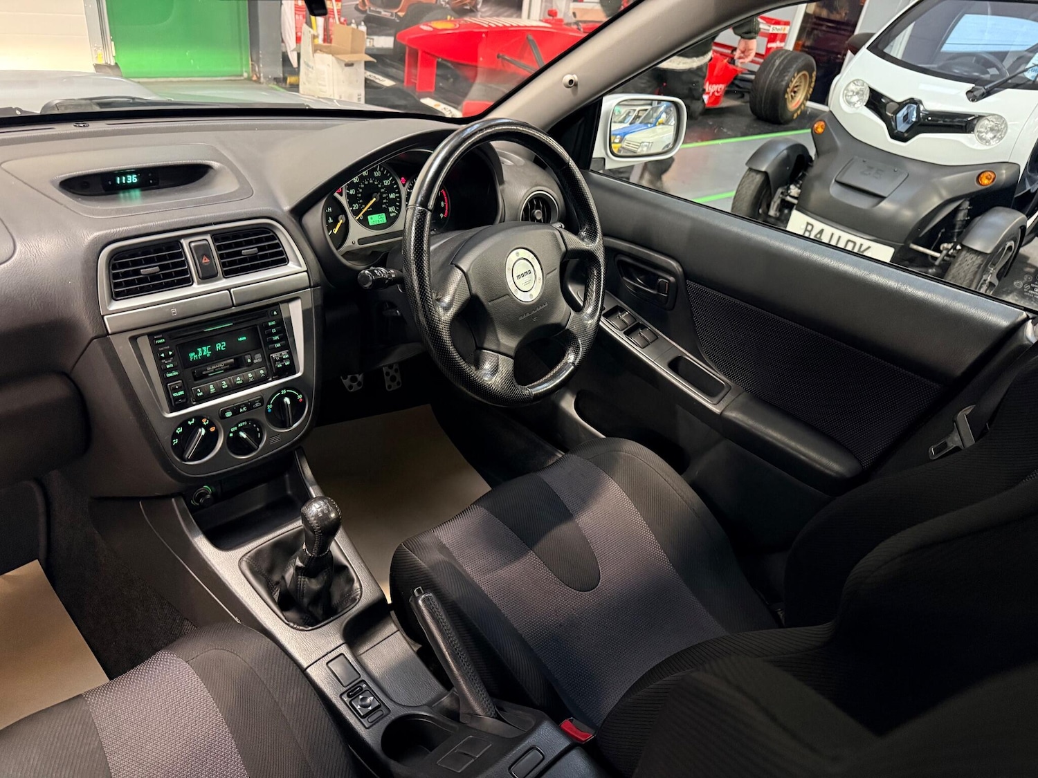 Used Subaru Impreza 2002 for sale - 77021284: Photo 2