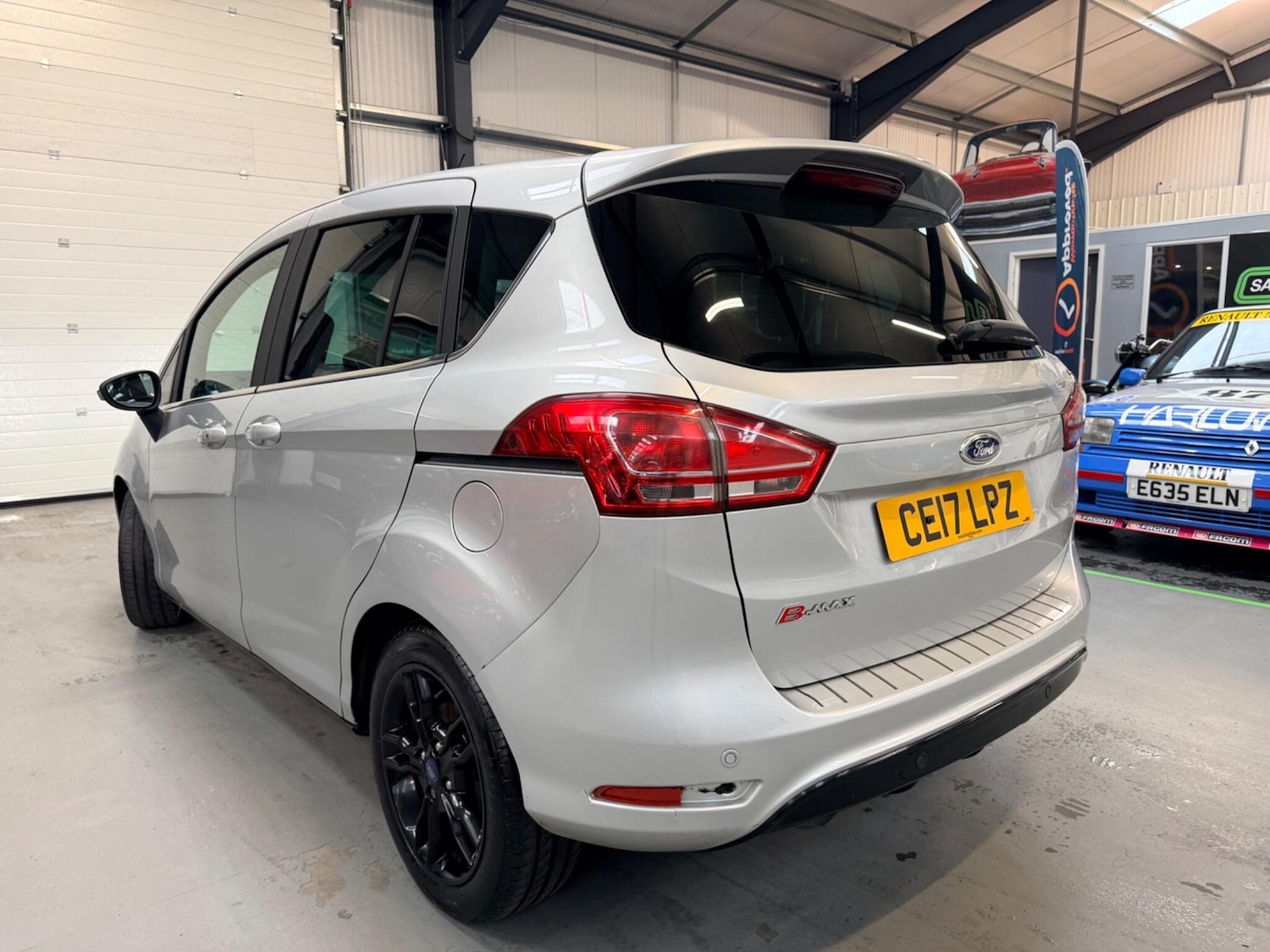 Used Ford B-MAX 2017 for sale - 77396468: Photo 9