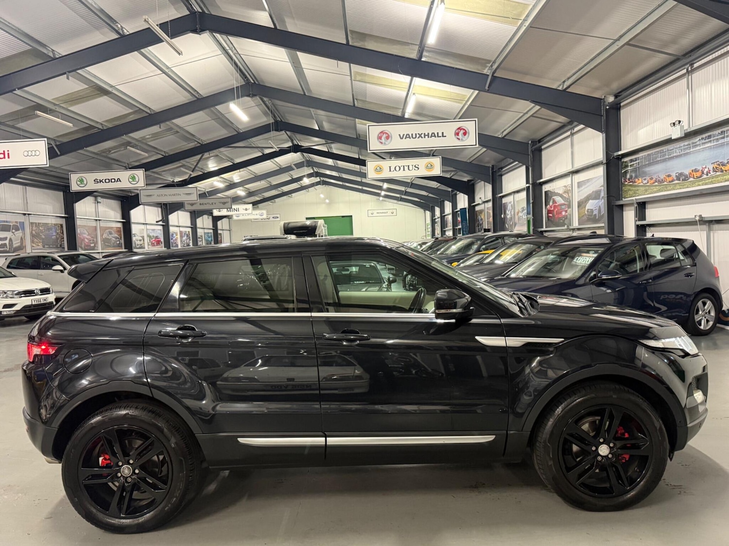 Used Land Rover Range Rover Evoque 2011 for sale - 76457676: Photo 15