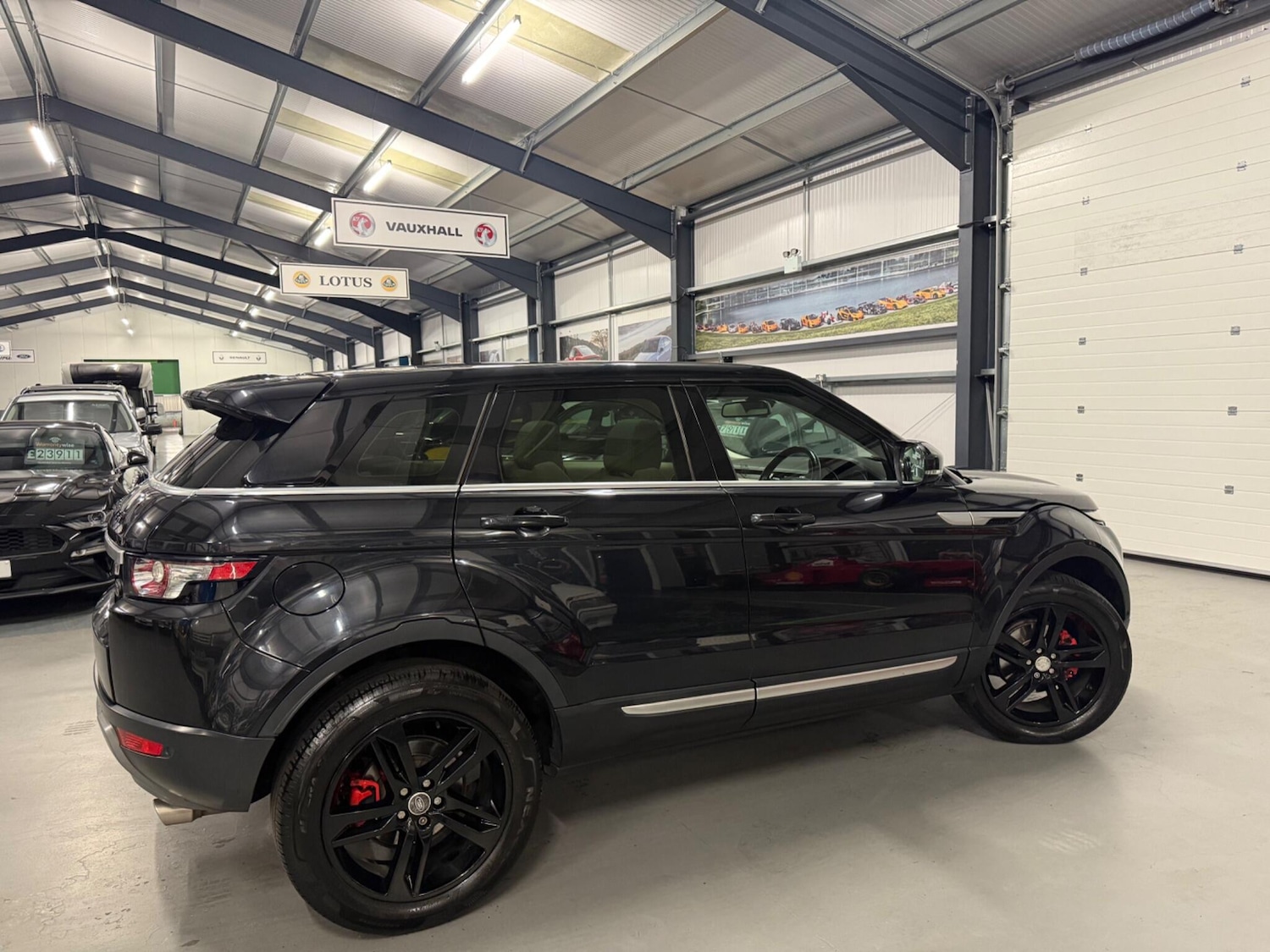 Used Land Rover Range Rover Evoque 2011 for sale - 76457676: Photo 16