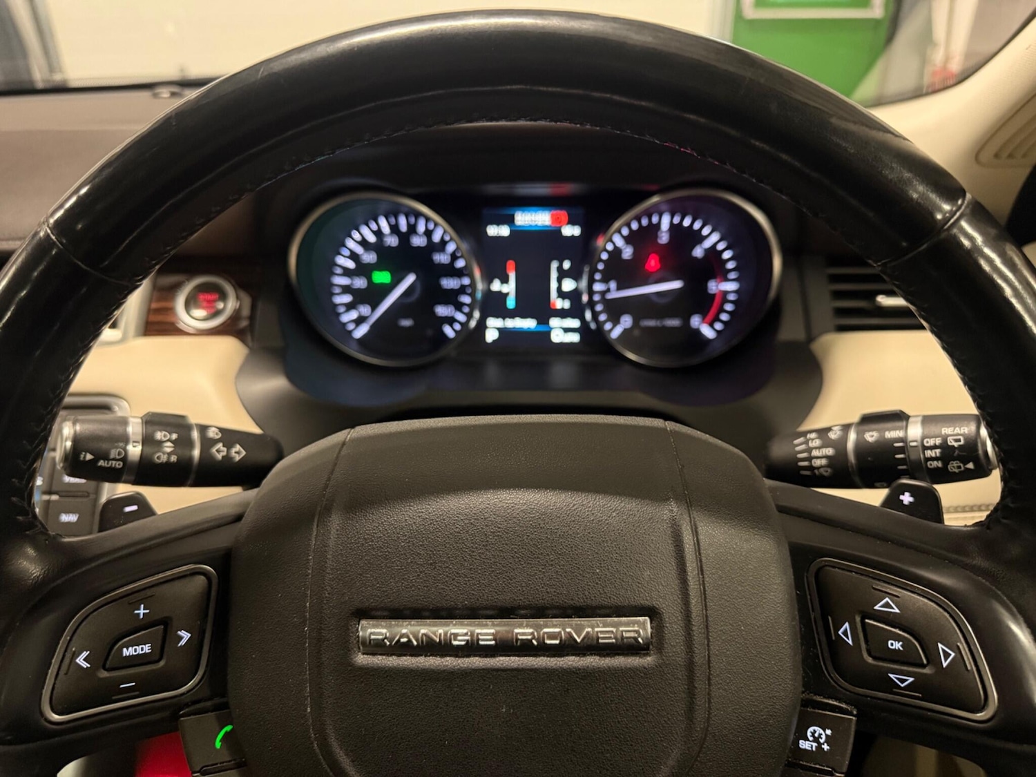 Used Land Rover Range Rover Evoque 2011 for sale - 76457676: Photo 21