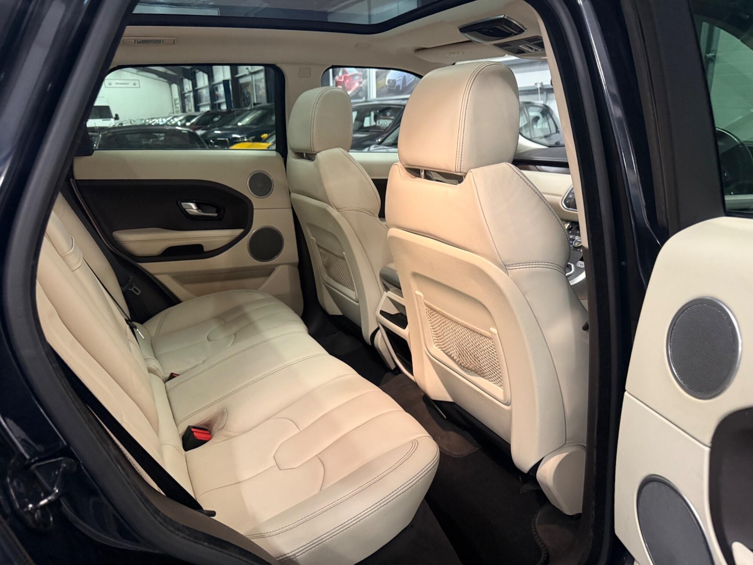 Used Land Rover Range Rover Evoque 2011 for sale - 76457676: Photo 38