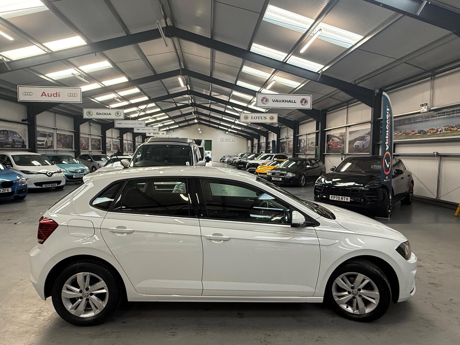 Used Volkswagen Polo 2019 for sale - 76735202: Photo 12