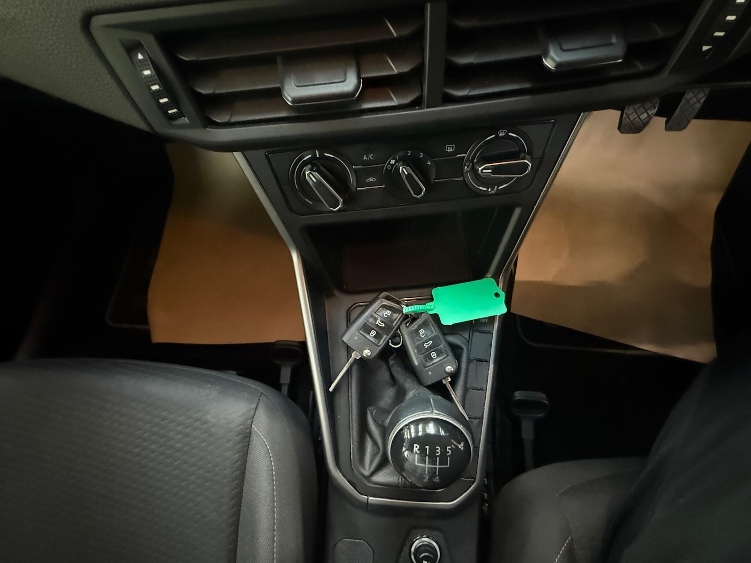 Used Volkswagen Polo 2019 for sale - 76735202: Photo 18