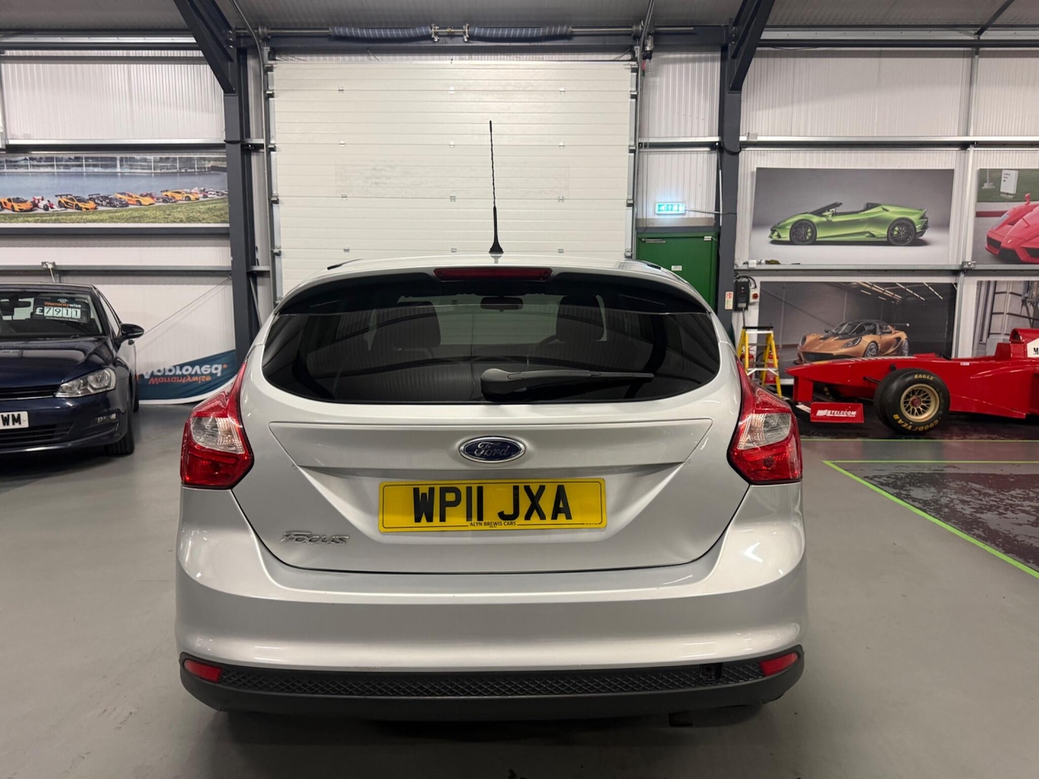 Used Ford Focus 2011 for sale - 76473098: Photo 16