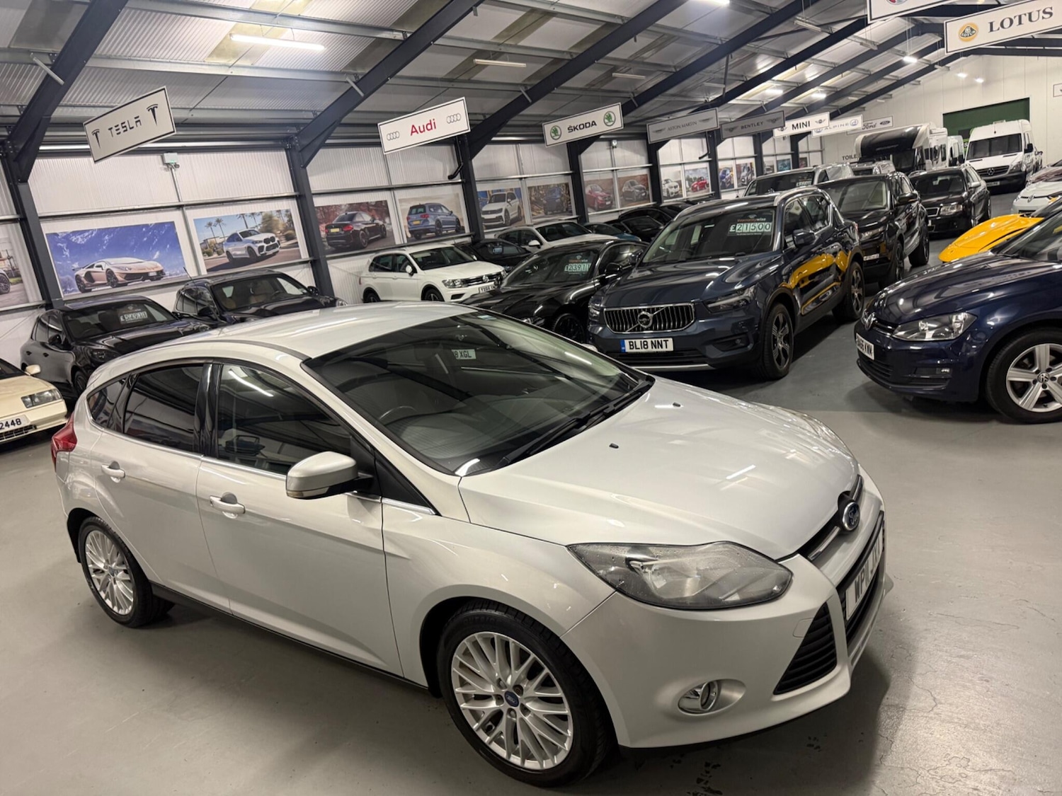 Used Ford Focus 2011 for sale - 76473098: Photo 2