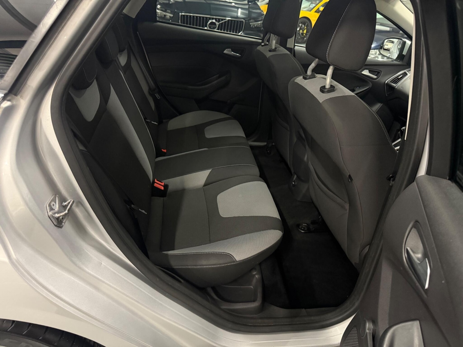 Used Ford Focus 2011 for sale - 76473098: Photo 29