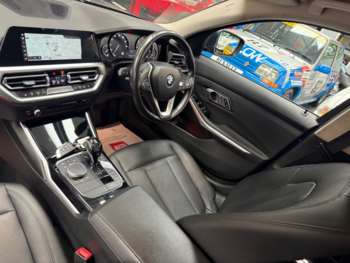Used BMW 3 Series 2019 for sale - 74810821: Photo