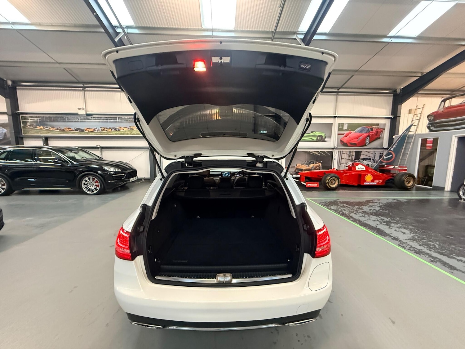 Used Mercedes-Benz C Class for sale - 77670823: Photo 34