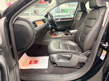 Used Volkswagen Touareg 2012 for sale - 79471693: Photo