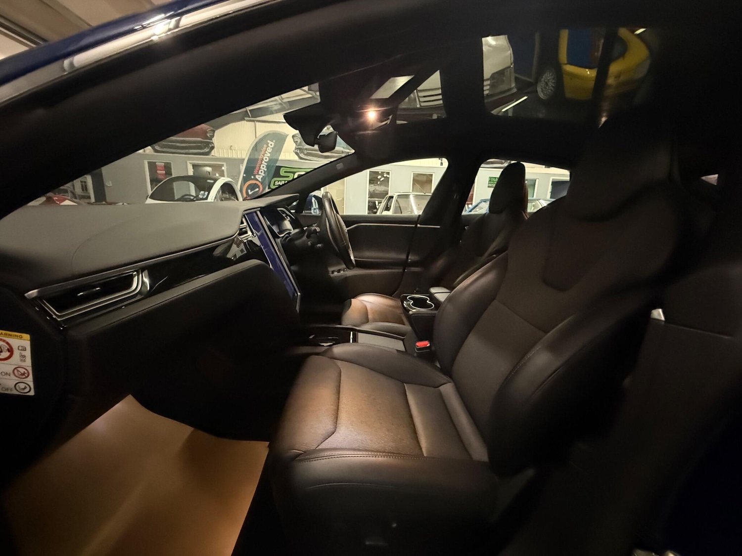 Used Tesla Model S 2017 for sale - 76688821: Photo 2