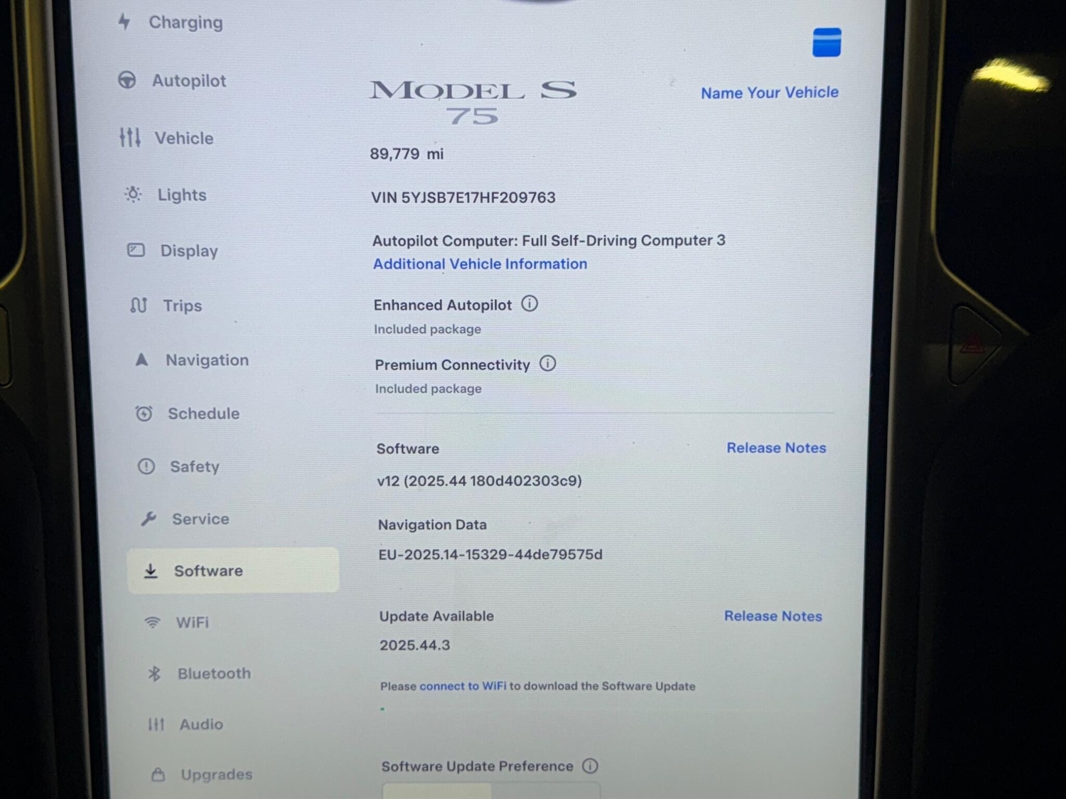 Used Tesla Model S 2017 for sale - 76688821: Photo 27