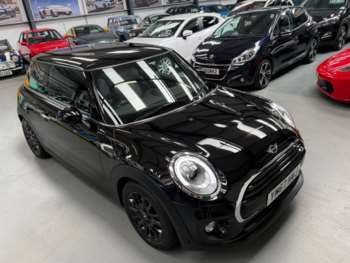 Used MINI Hatch 2018 for sale - 75103151: Photo