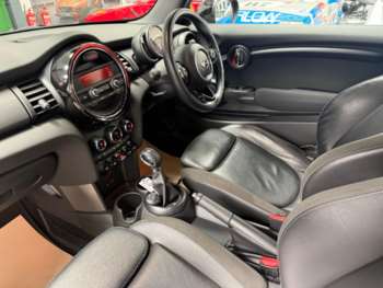 Used MINI Hatch 2018 for sale - 75103151: Photo
