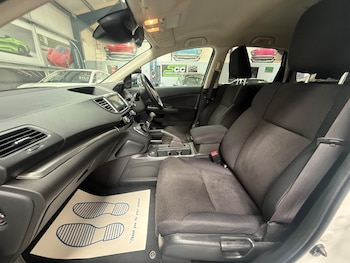 Used Honda CR-V 2017 for sale - 78384430: Photo