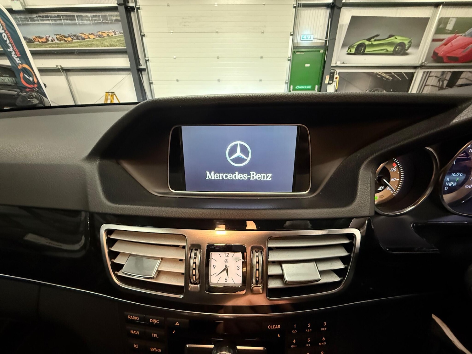 Used Mercedes-Benz E Class 2013 for sale - 76752604: Photo 23