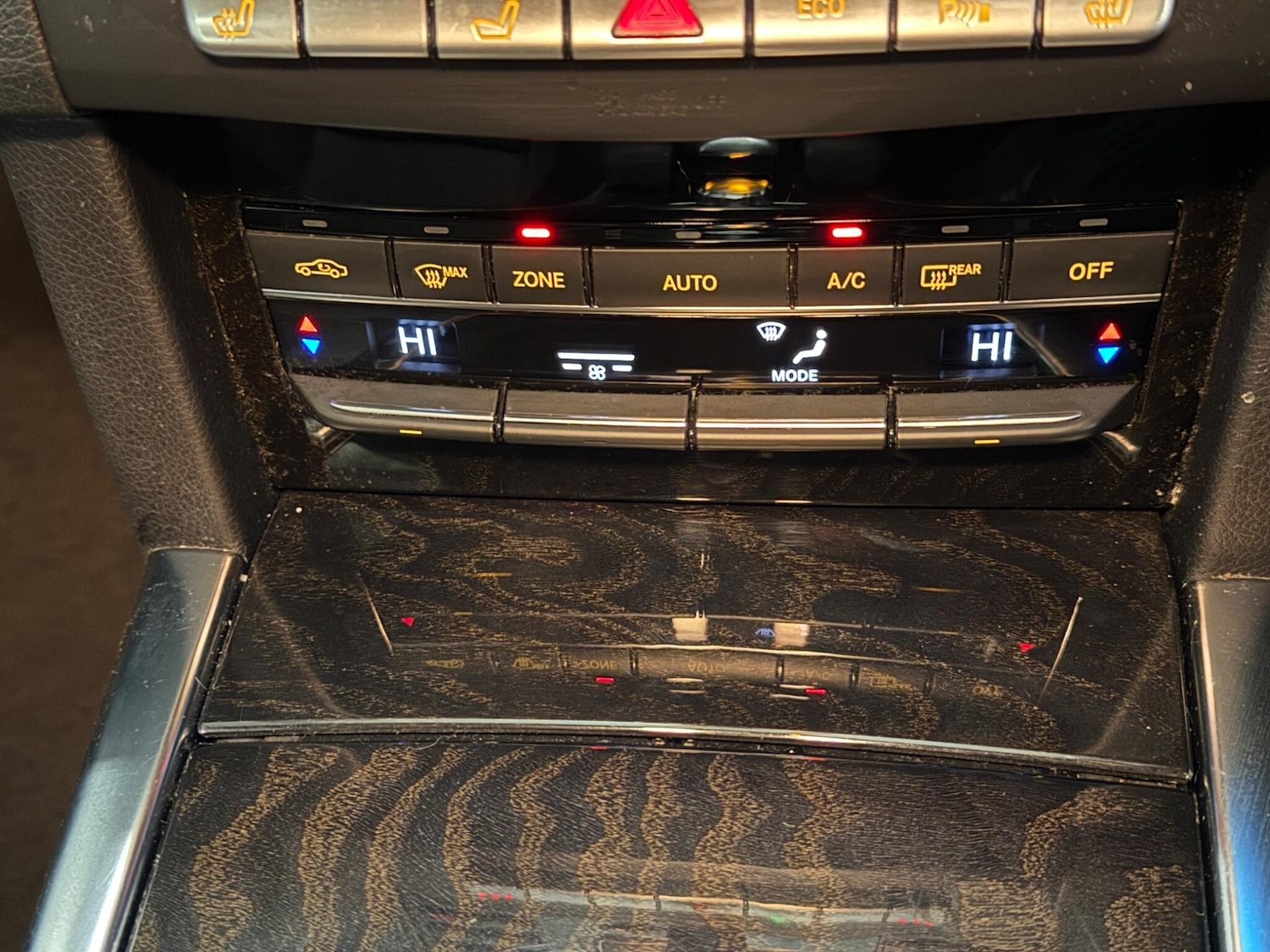 Used Mercedes-Benz E Class 2013 for sale - 76752604: Photo 35