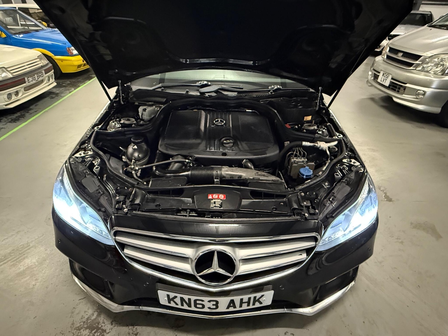 Used Mercedes-Benz E Class 2013 for sale - 76752604: Photo 36