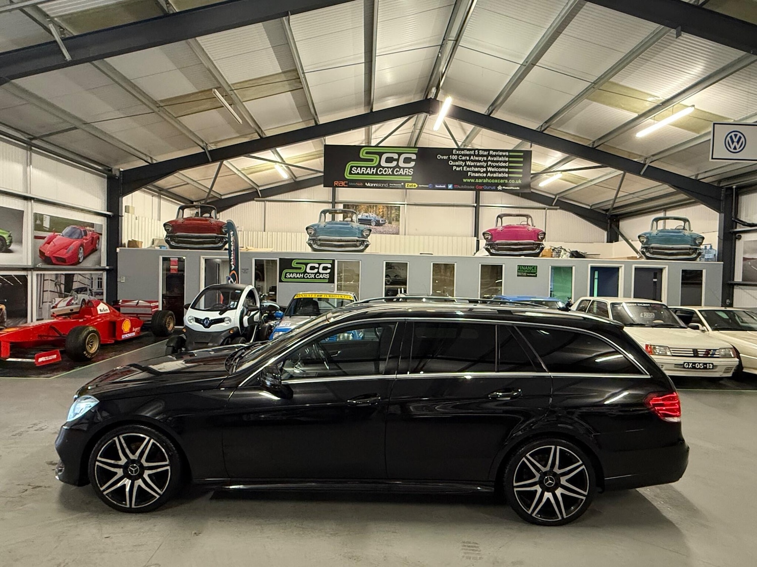 Used Mercedes-Benz E Class 2013 for sale - 76752604: Photo 40