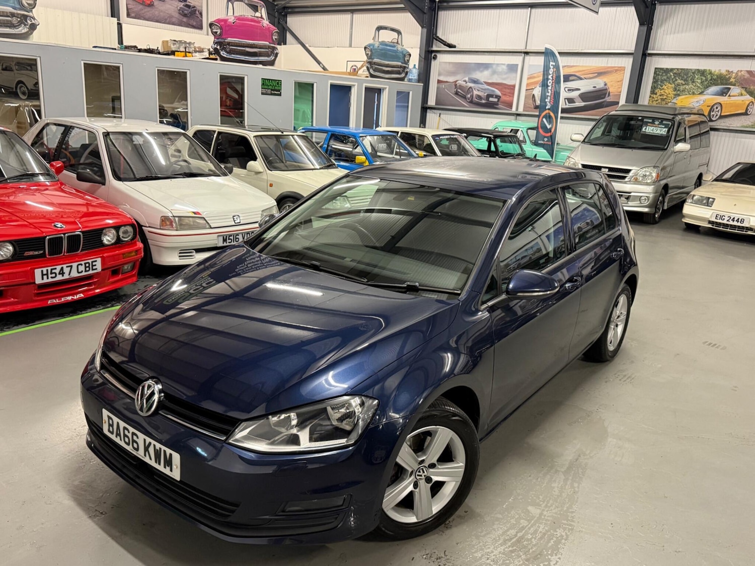 Used Volkswagen Golf 2017 for sale - 76409284: Photo 1