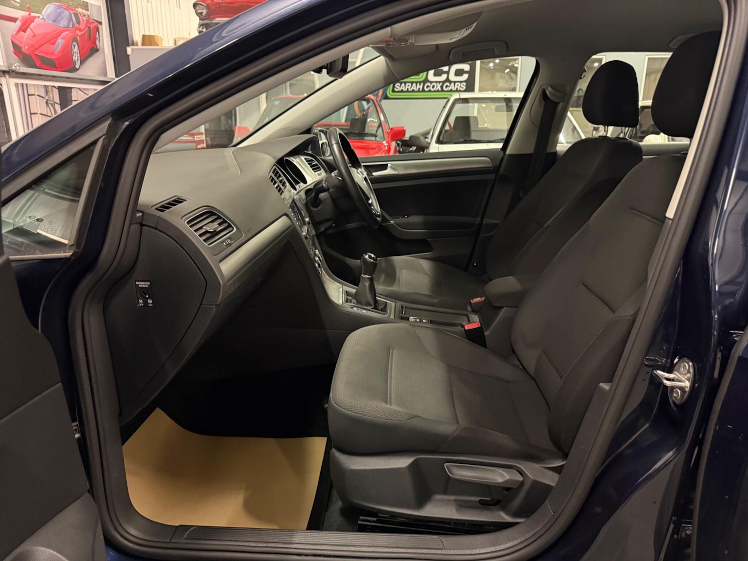 Used Volkswagen Golf 2017 for sale - 76409284: Photo 13