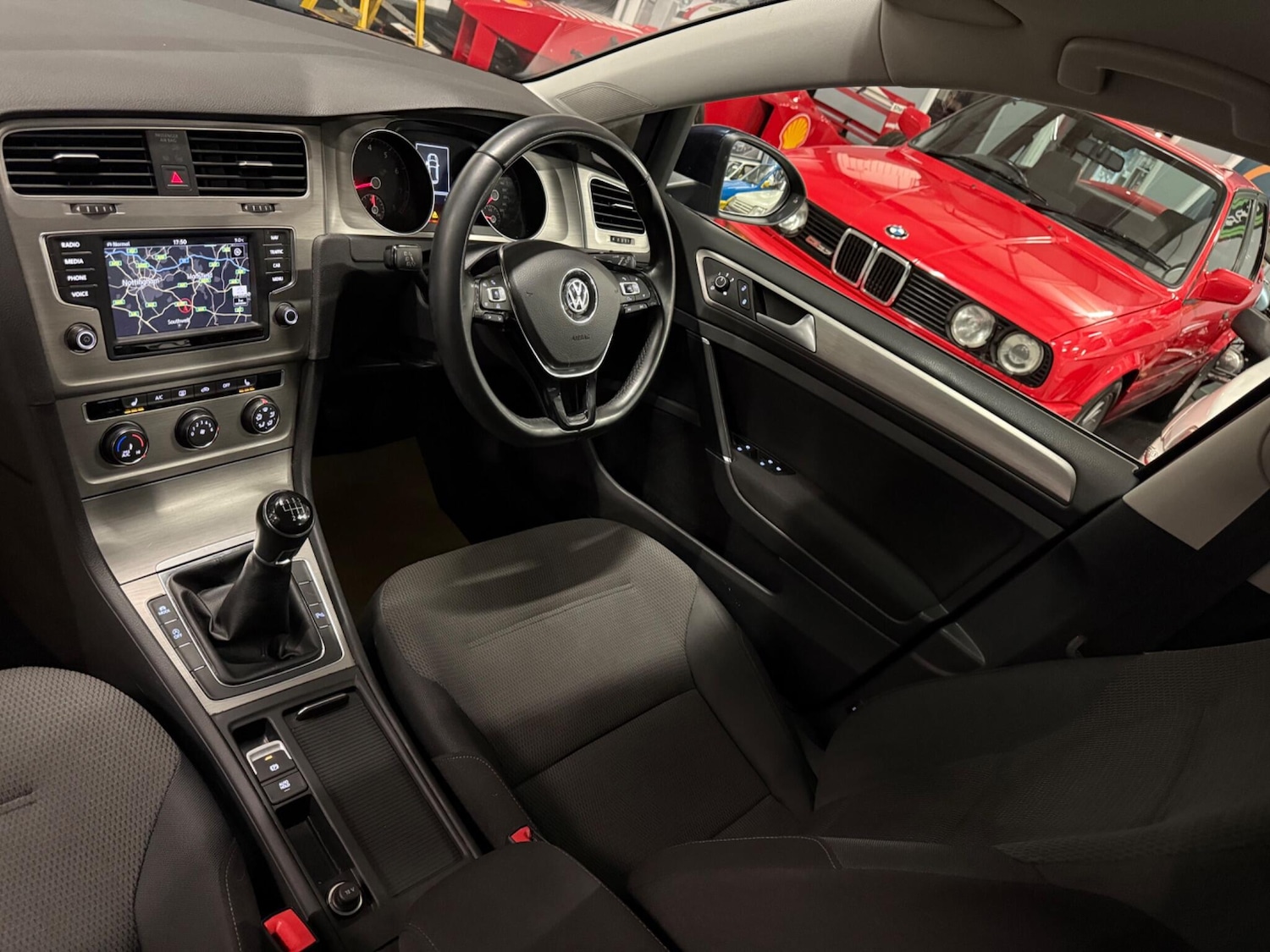 Used Volkswagen Golf 2017 for sale - 76409284: Photo 15