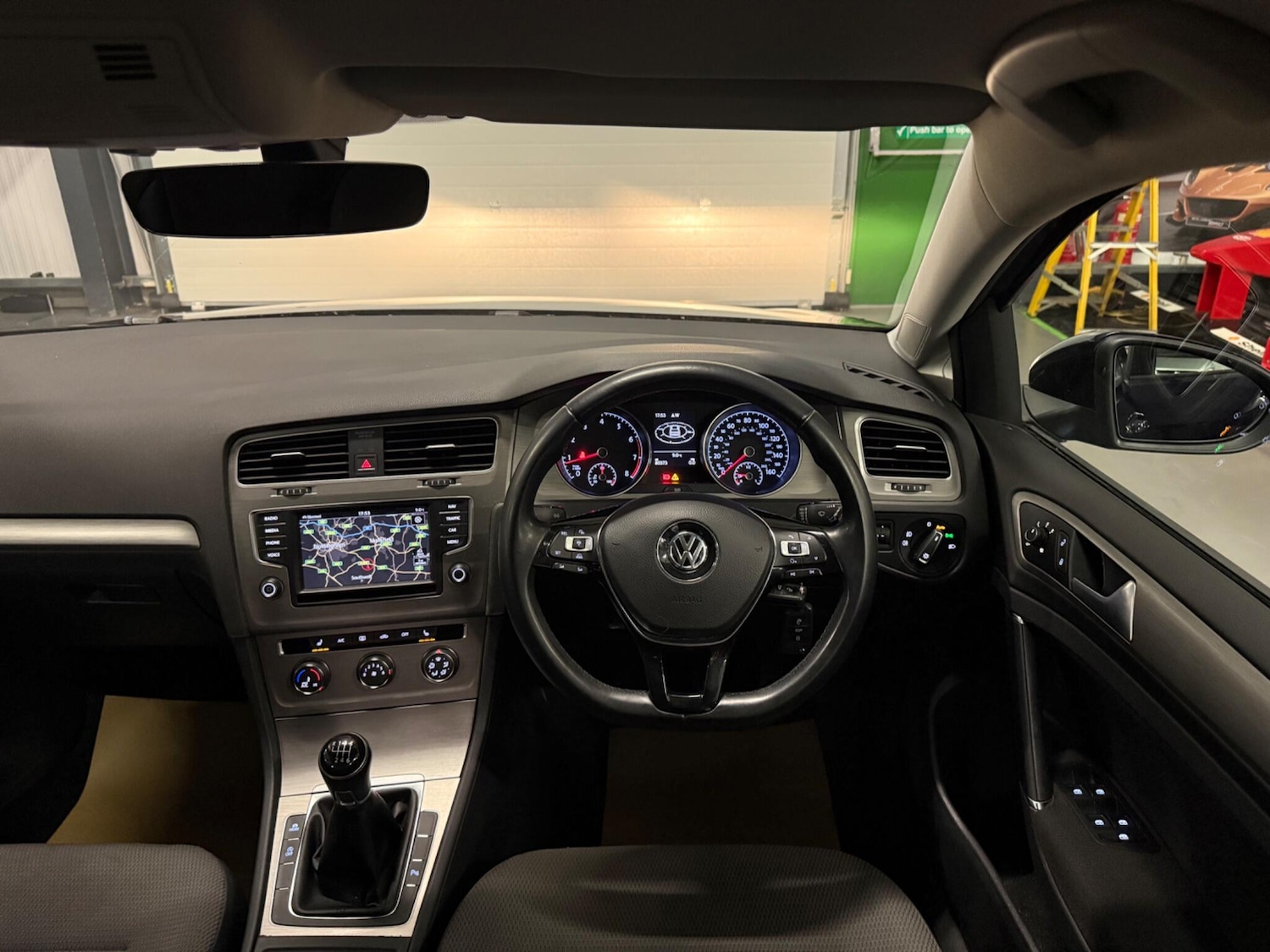 Used Volkswagen Golf 2017 for sale - 76409284: Photo 19