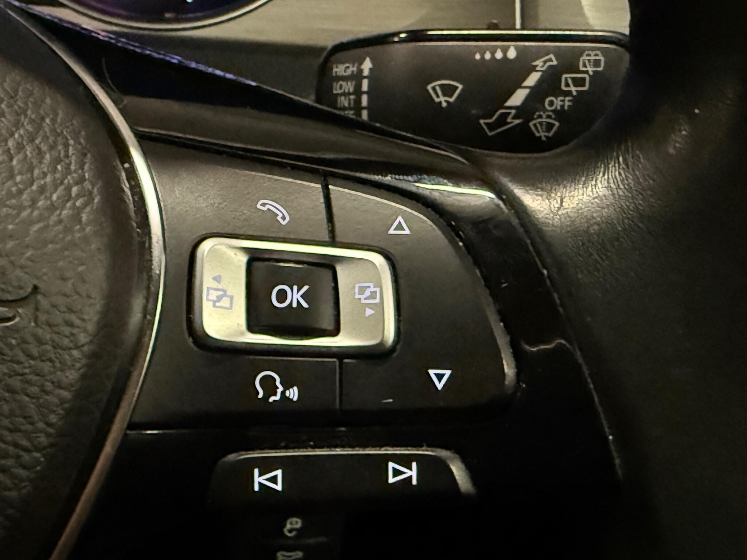 Used Volkswagen Golf 2017 for sale - 76409284: Photo 28