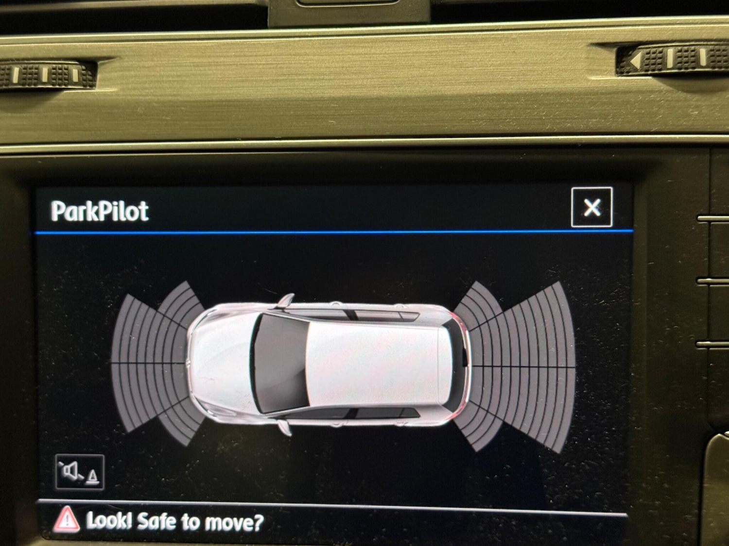 Used Volkswagen Golf 2017 for sale - 76409284: Photo 31