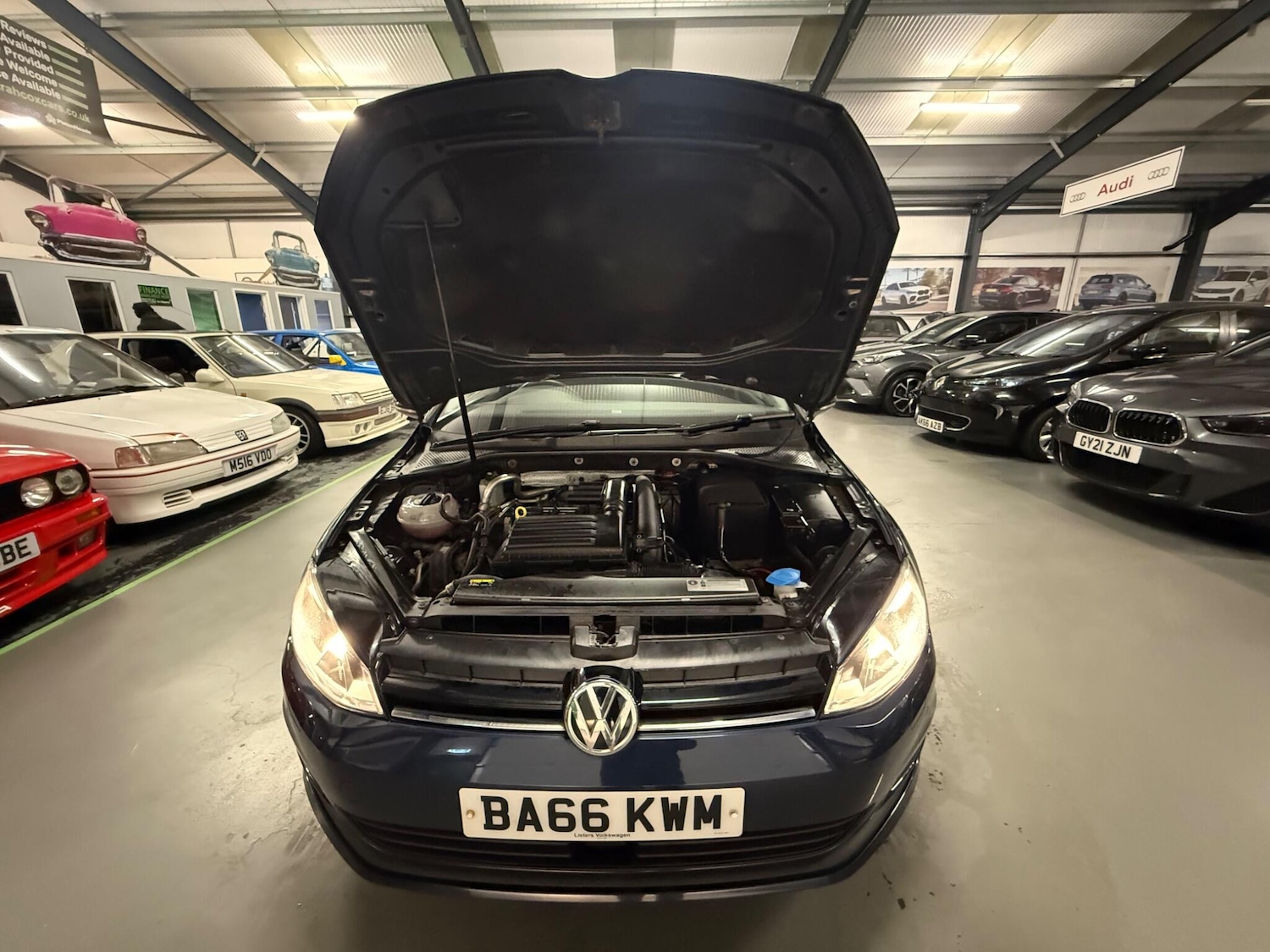 Used Volkswagen Golf 2017 for sale - 76409284: Photo 33