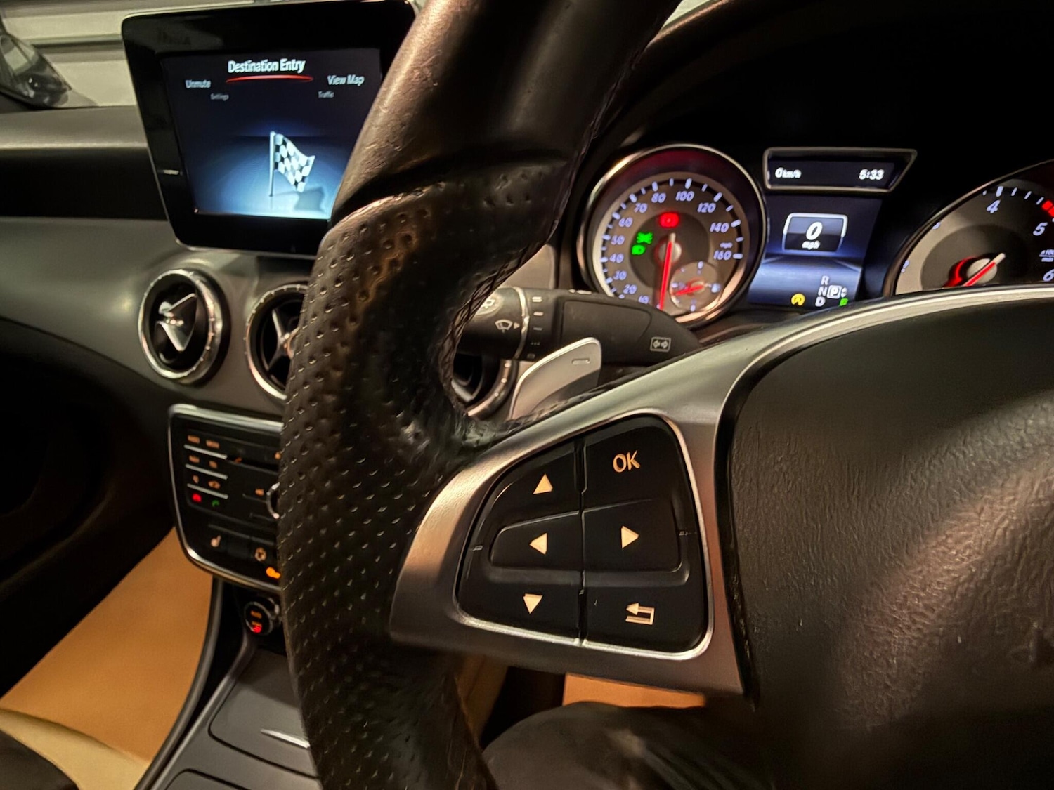 Used Mercedes-Benz CLA 2015 for sale - 76521608: Photo 13