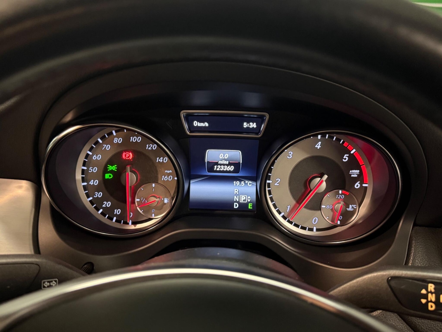 Used Mercedes-Benz CLA 2015 for sale - 76521608: Photo 28