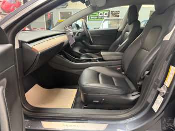 Used Tesla Model 3 2020 for sale - 75350435: Photo