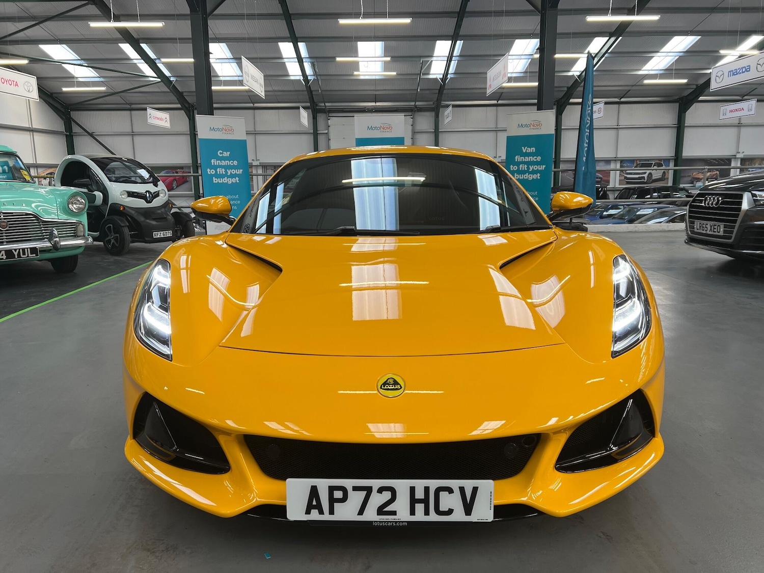 Used Lotus Emira for sale - 76644717: Photo 10