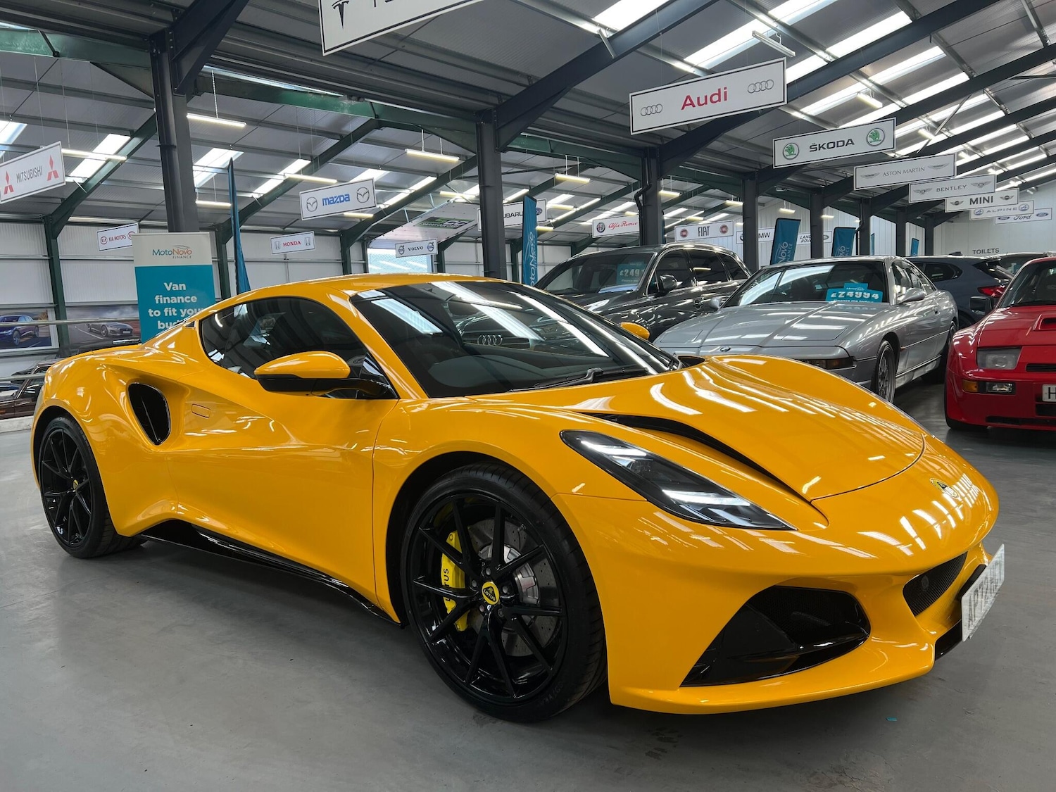 Used Lotus Emira for sale - 76644717: Photo 13