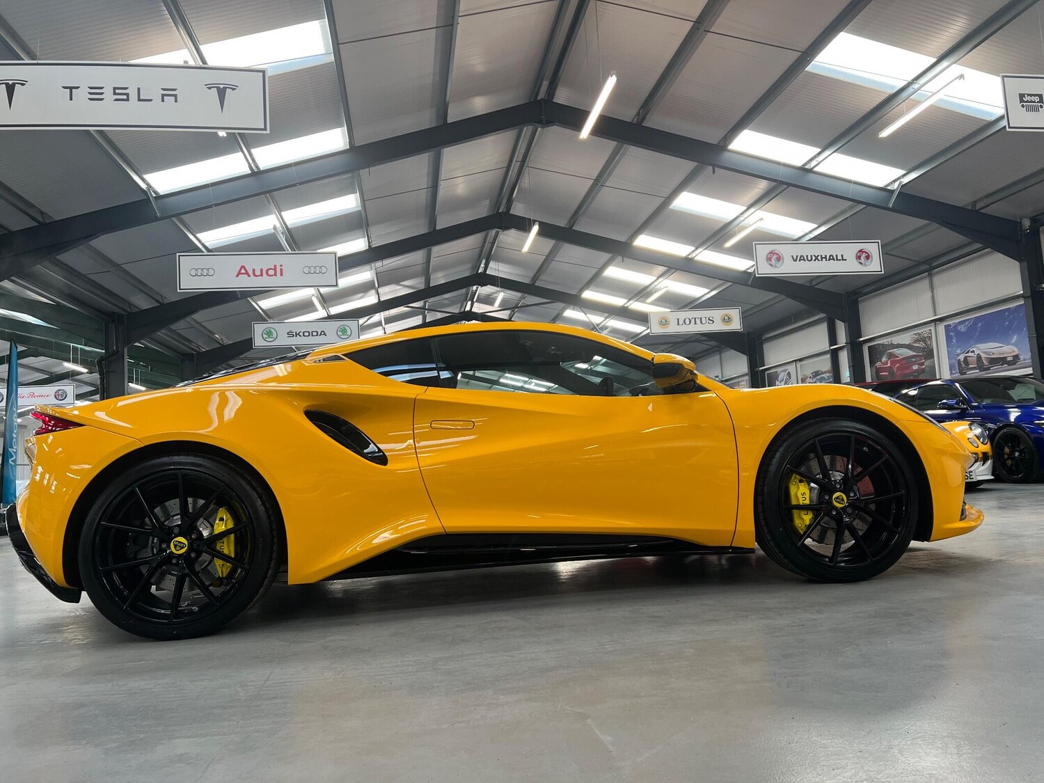 Used Lotus Emira for sale - 76644717: Photo 16