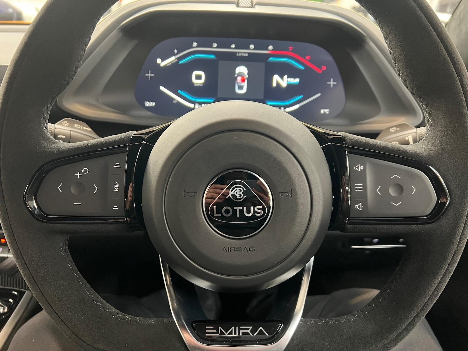 Used Lotus Emira for sale - 76644717: Photo 25