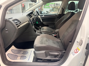 Used Volkswagen Golf 2018 for sale - 78291211: Photo