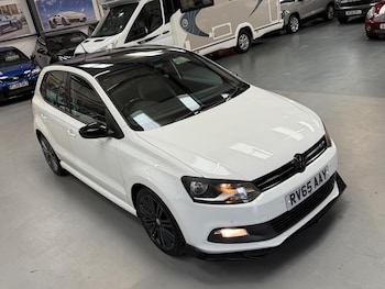 Used Volkswagen Polo 2015 for sale - 75624096: Photo