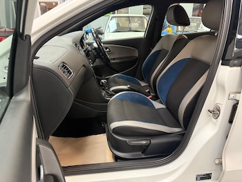Used Volkswagen Polo 2015 for sale - 75624096: Photo
