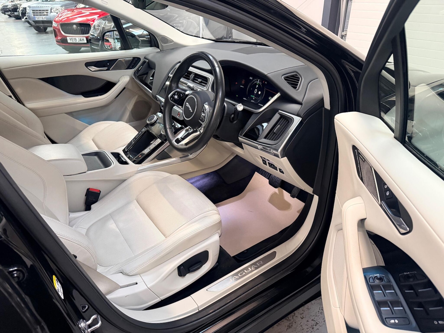 Used Jaguar I-Pace 2019 for sale - 76802139: Photo 11