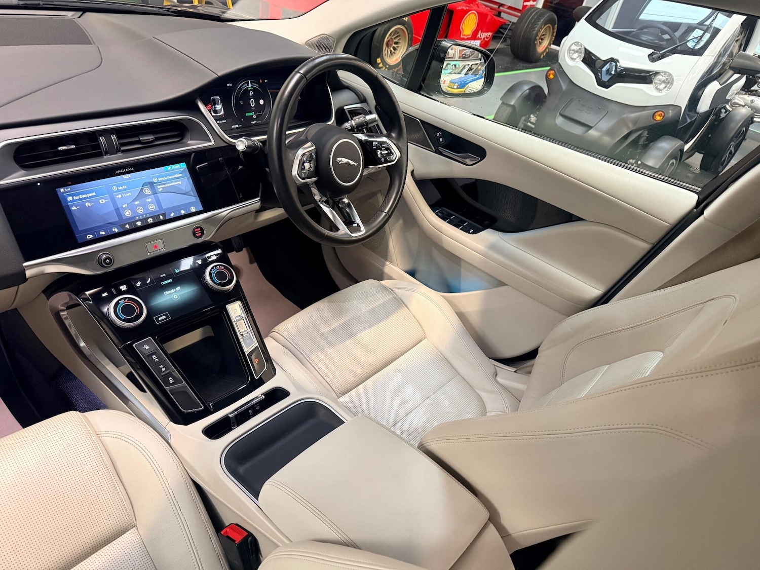 Used Jaguar I-Pace 2019 for sale - 76802139: Photo 3