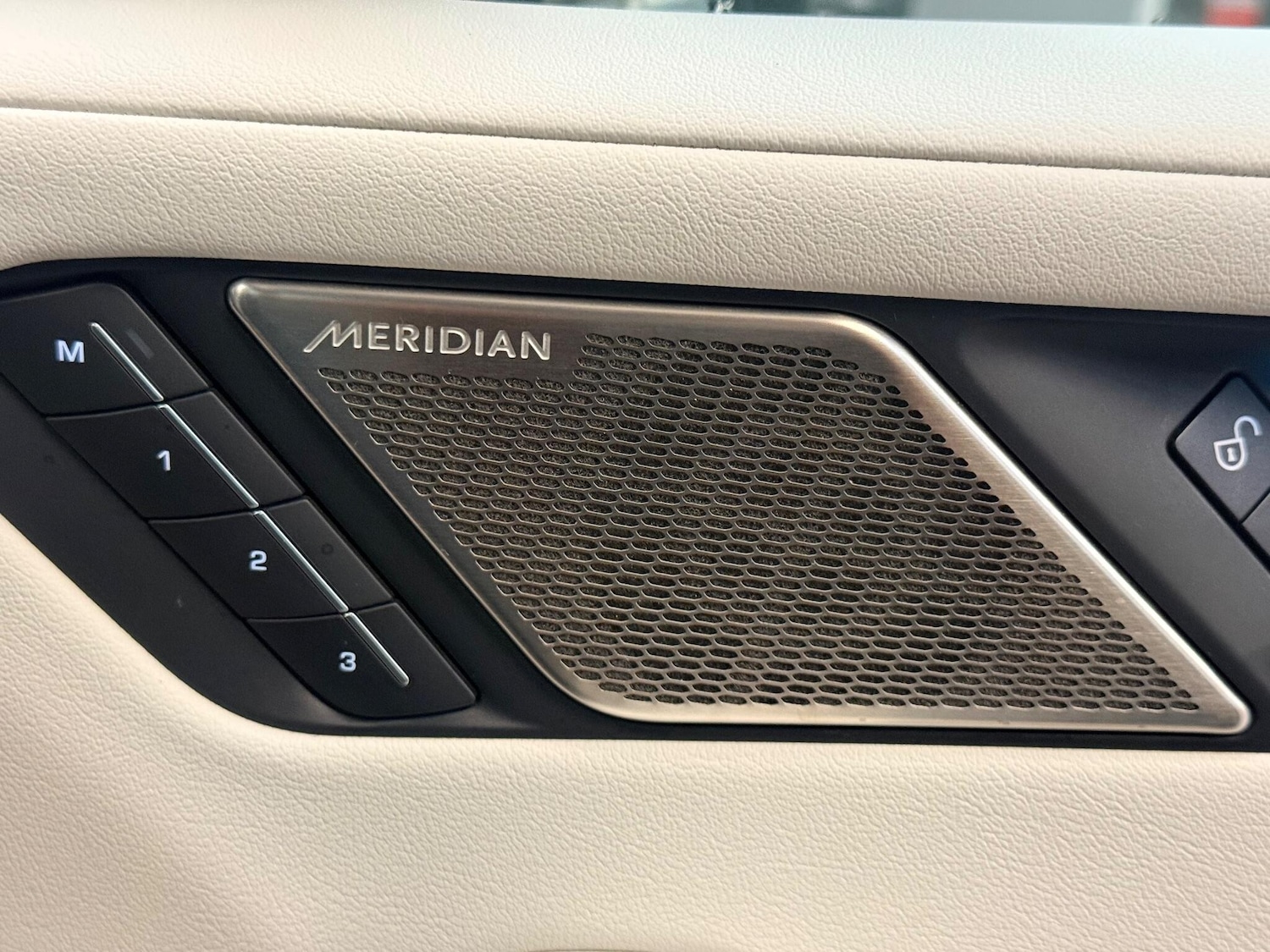 Used Jaguar I-Pace 2019 for sale - 76802139: Photo 31