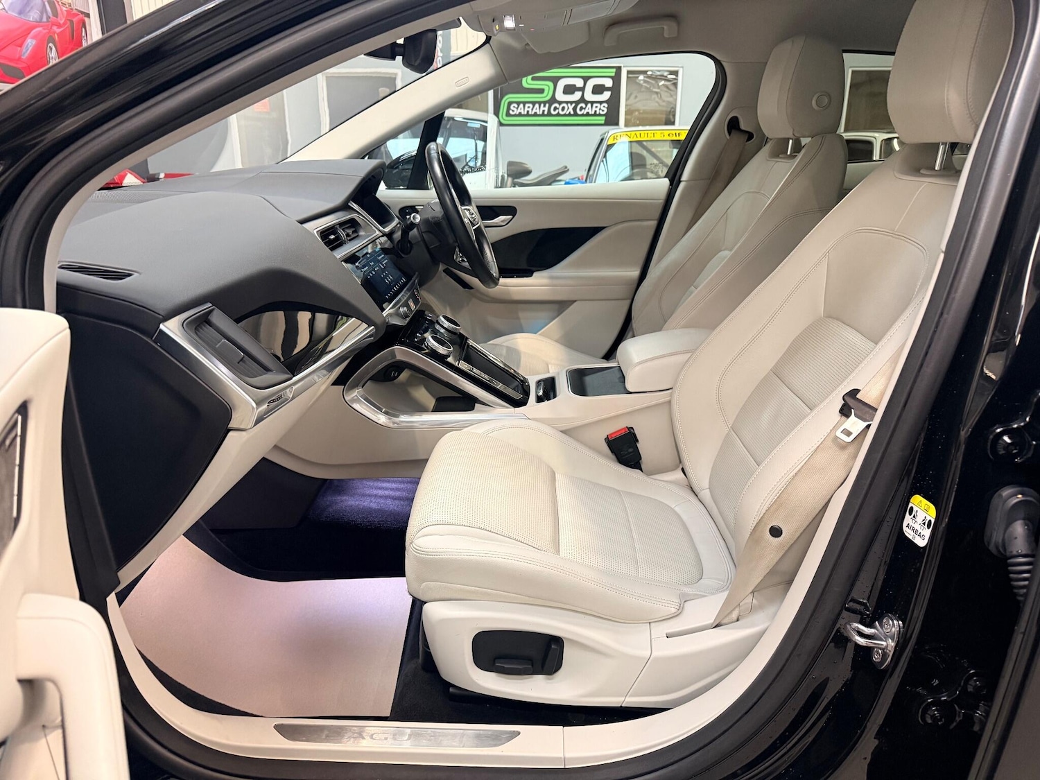 Used Jaguar I-Pace 2019 for sale - 76802139: Photo 4