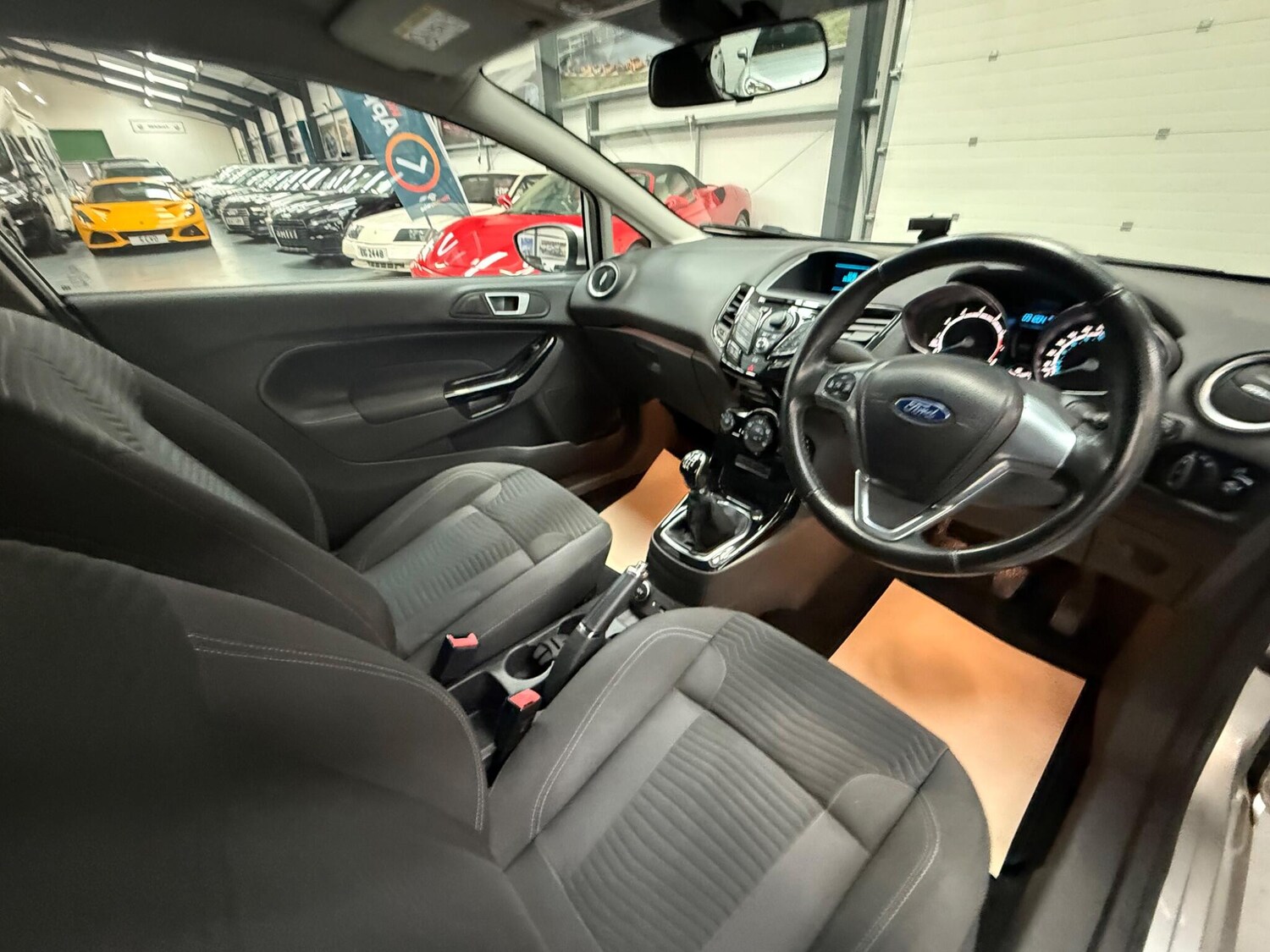 Used Ford Fiesta 2013 for sale - 76085300: Photo 15