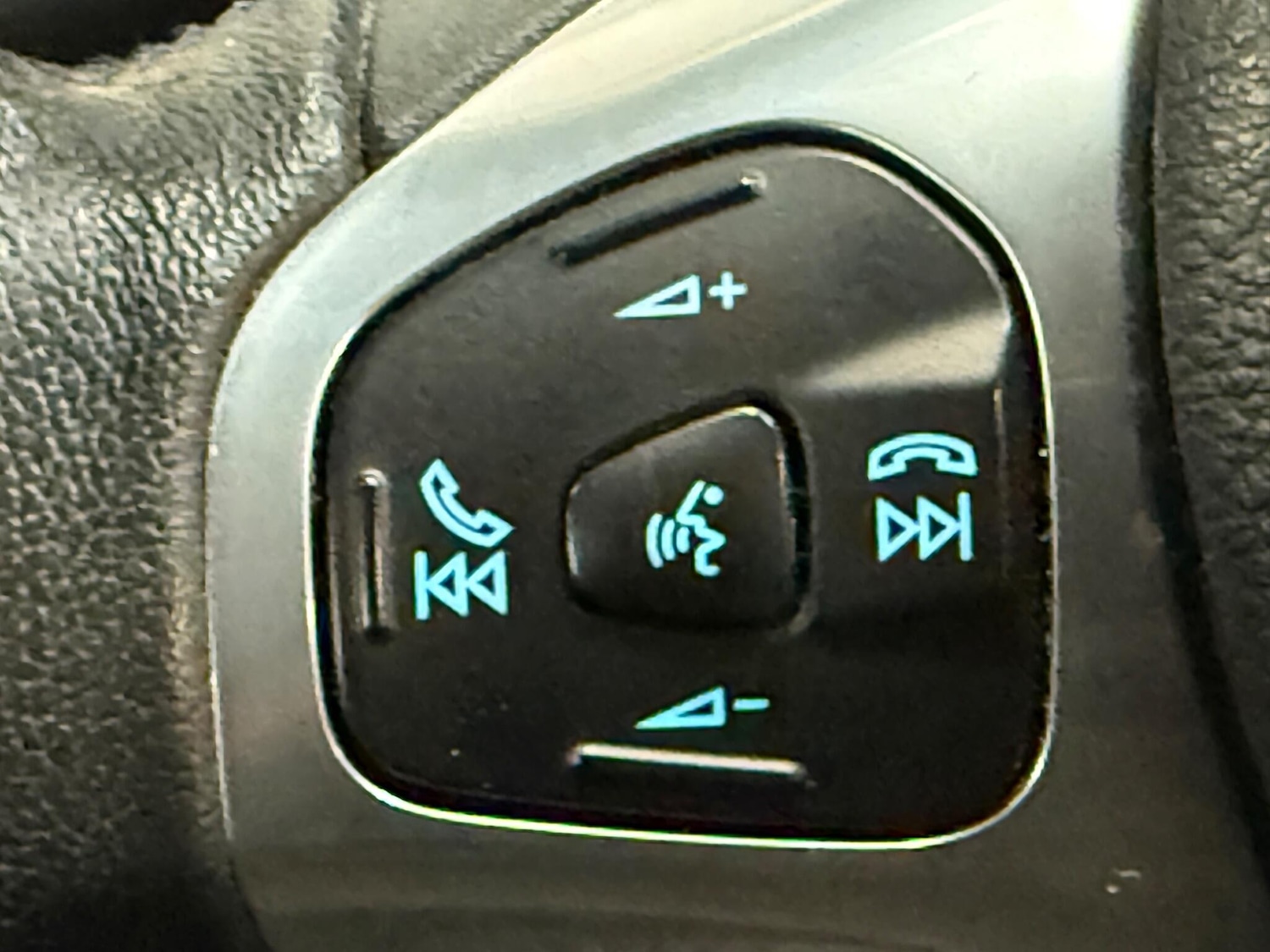 Used Ford Fiesta 2013 for sale - 76085300: Photo 26