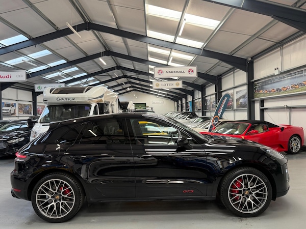 Used Porsche Macan 2020 for sale - 75492495: Photo 13
