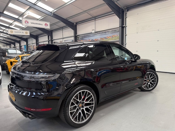 Used Porsche Macan 2020 for sale - 75492495: Photo 14