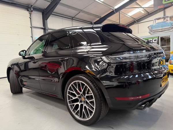 Used Porsche Macan 2020 for sale - 75492495: Photo 8