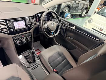 Used Volkswagen Golf SV 2014 for sale - 79873915: Photo